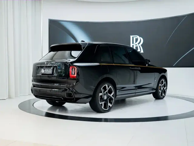 Rolls-Royce Cullinan — Фото автомобиля 4