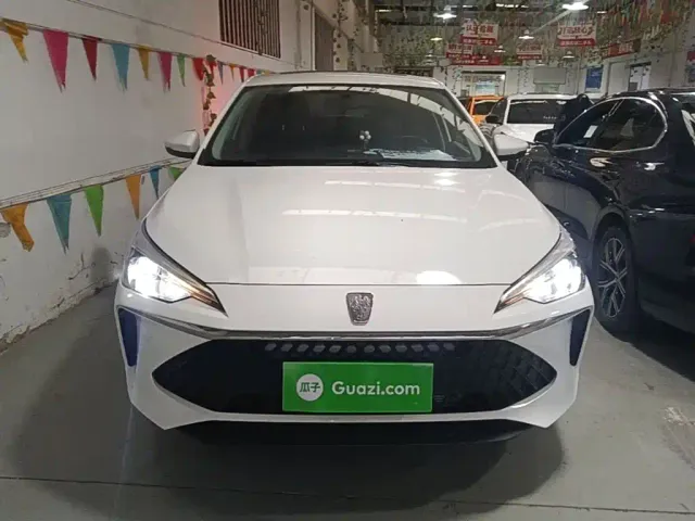 Roewe i5 — Фото автомобиля 2