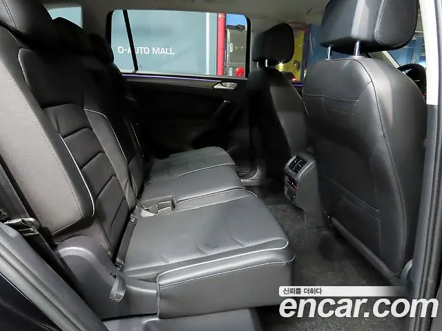 Volkswagen Tiguan — Фото автомобиля 9