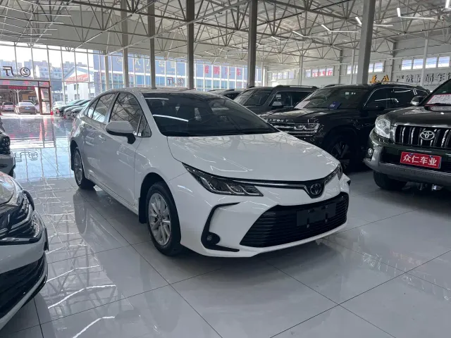 Toyota Corolla — Фото автомобиля 3