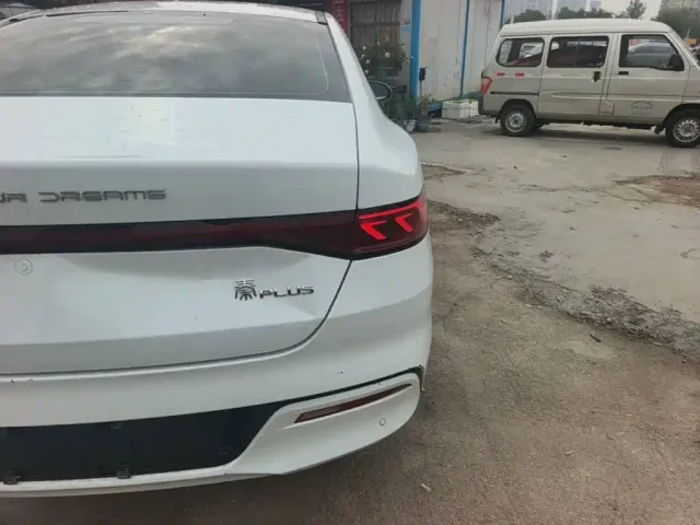 BYD Qin PLUS — Фото автомобиля 7