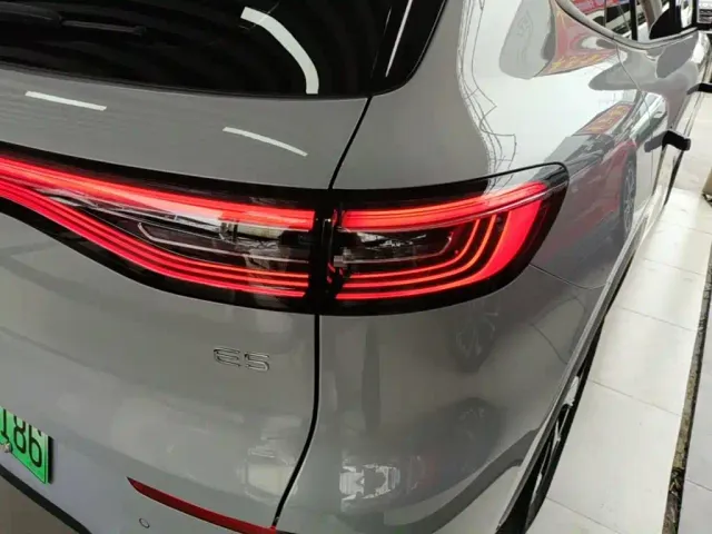 Geely Galaxy E5 — Фото автомобиля 7