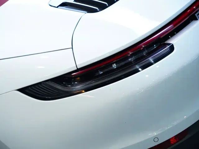 Porsche 911 — Фото автомобиля 12