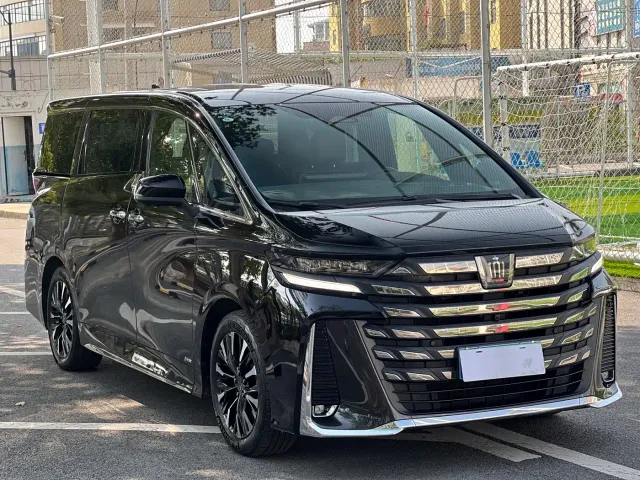 Toyota Vellfire — Фото автомобиля 3