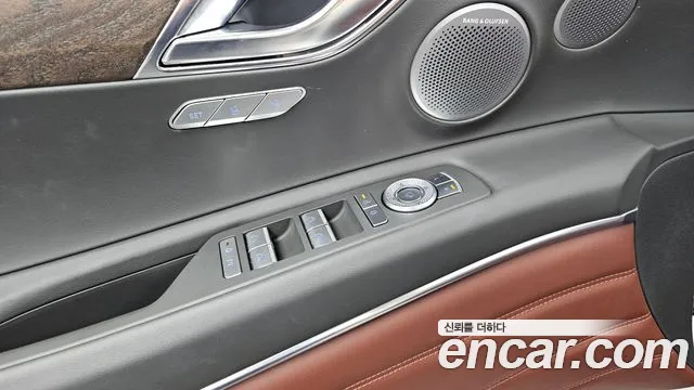 Genesis GV80 2.5T Бензин AWD — Фото автомобиля 30