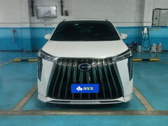 GAC Trumpchi M8 — Фото автомобиля 2