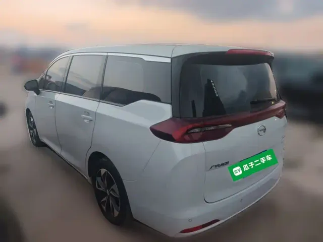 GAC Trumpchi M6 — Фото автомобиля 24