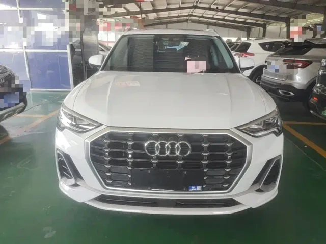 Audi Q3 — Фото автомобиля 2