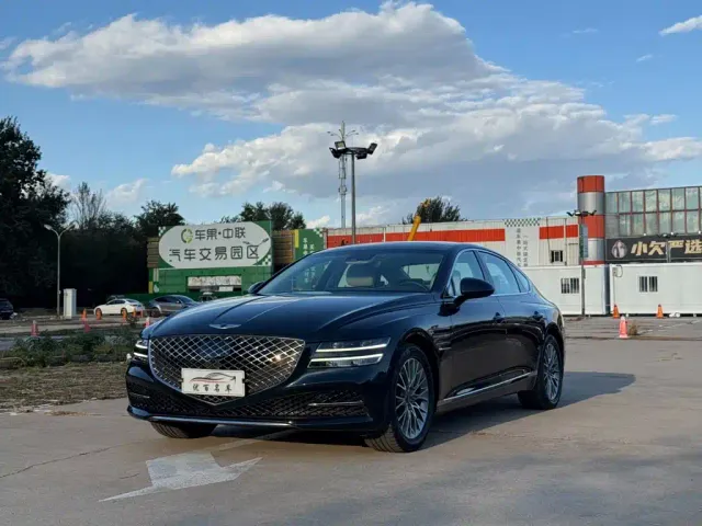 Фотография автомобиля — Genesis G80