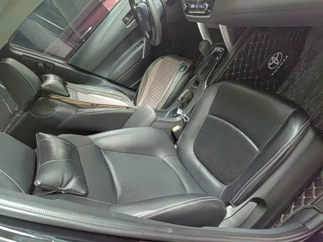 Toyota Corolla Cross — Фото автомобиля 24