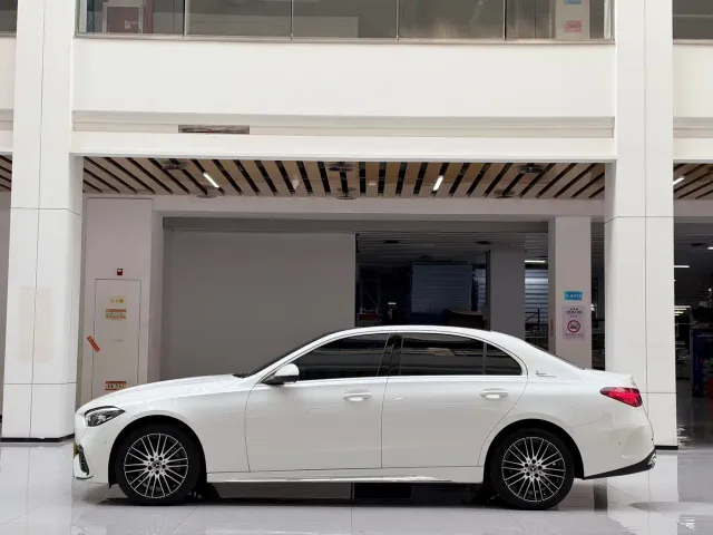 Mercedes-Benz C-Class — Фото автомобиля 8