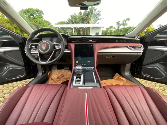 Hongqi H5 — Фото автомобиля 8