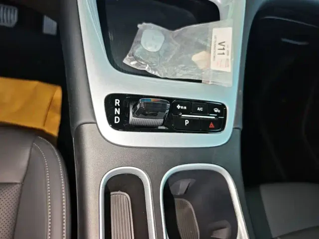 Geely Starry Wish — Фото автомобиля 13