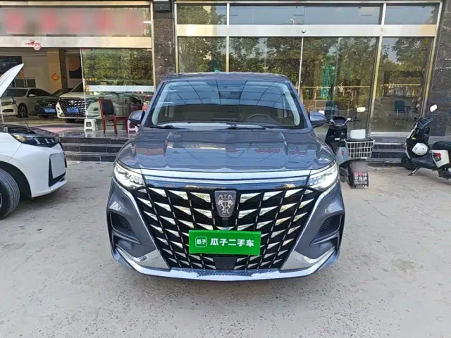 Roewe iMAX8 — Фото автомобиля 2