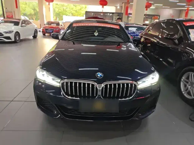 BMW 5 Series — Фото автомобиля 2