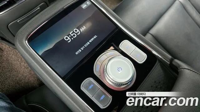 Genesis G90 Бензин 3.5 турбо AWD — Фото автомобиля 26