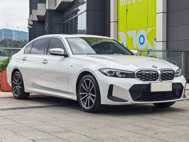 BMW 3 Series — Фото автомобиля 3