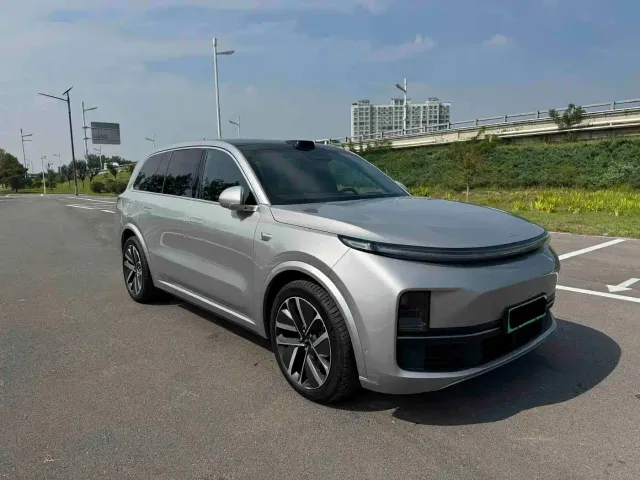 Li Auto L9 — Фото автомобиля 3