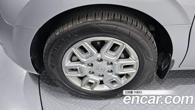 Hyundai Staria Staria L3.5 Карго 5 мест — Фото автомобиля 5