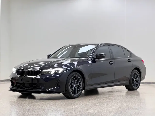 Фотография автомобиля — BMW 3 Series