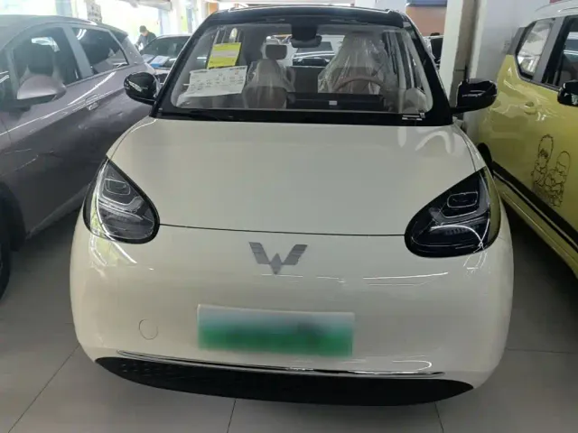 Wuling Bingo — Фото автомобиля 2