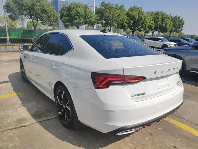 Skoda Octavia — Фото автомобиля 4