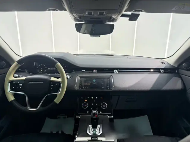 Land Rover Range Rover Evoque — Фото автомобиля 12