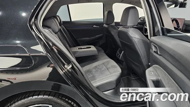 Volkswagen Golf Golf 8 поколение 2.0 TDI Prestige — Фото автомобиля 11