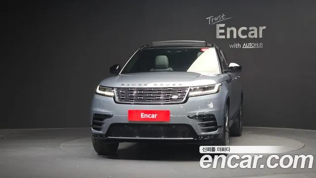 Land Rover Range Rover Velar Range Rover Velar 2.0 P250 Dynamic SE — Фото автомобиля 3