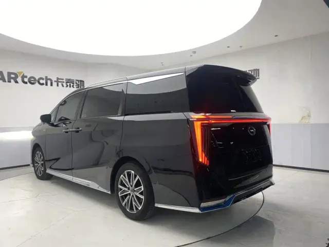 GAC Trumpchi M8 — Фото автомобиля 7