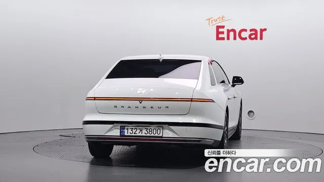 Hyundai Grandeur GN7 — Фото автомобиля 4