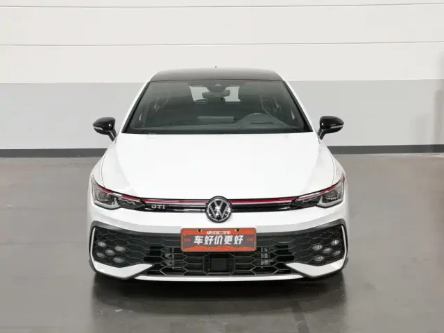 Volkswagen Golf GTI — Фото автомобиля 3