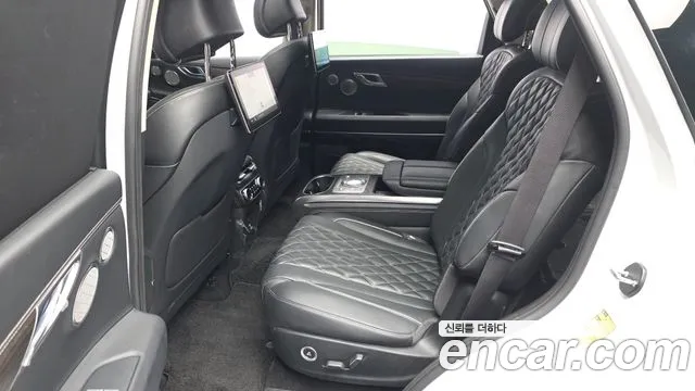 Genesis GV80 — Фото автомобиля 11