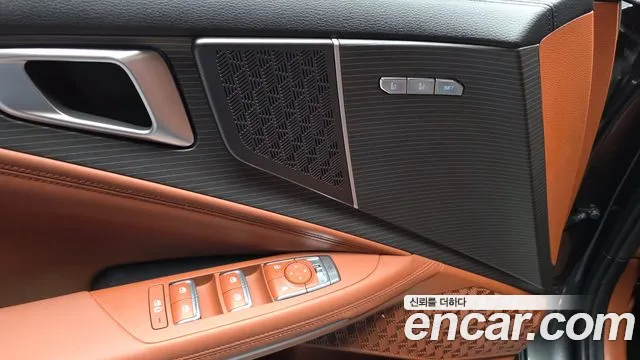 Kia K8 K8 (New) Hybrid — Фото автомобиля 30