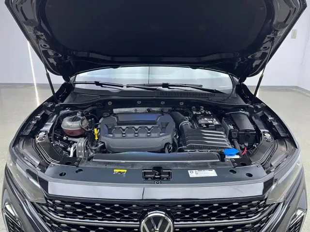 Volkswagen Passat — Фото автомобиля 9