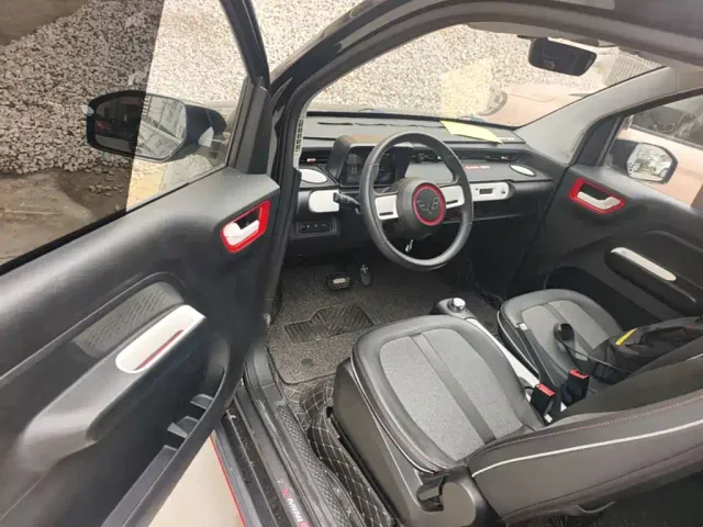 Wuling Hongguang Mini EV — Фото автомобиля 15