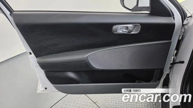 Hyundai Ioniq 6 — Фото автомобиля 13