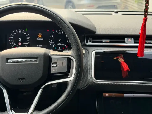 Land Rover Range Rover Velar — Фото автомобиля 17
