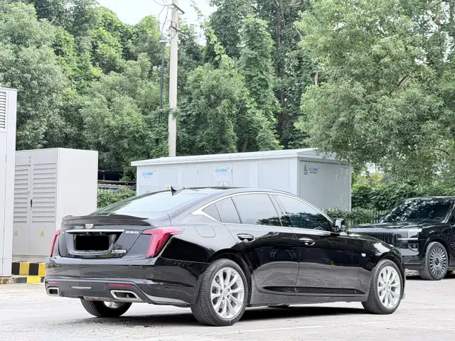 Cadillac CT5 — Фото автомобиля 14