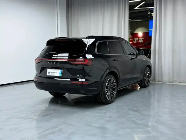 Aito M7 — Фото автомобиля 18