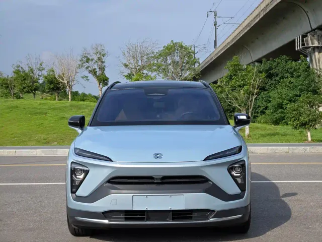 Nio ES6 — Фото автомобиля 2