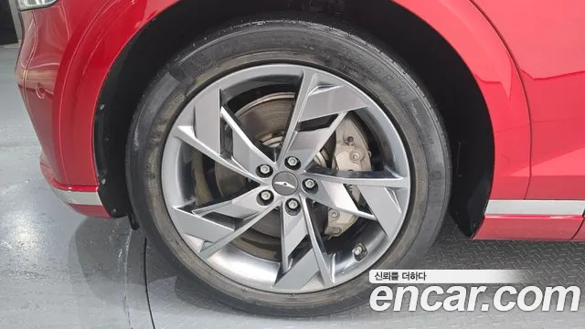 Genesis GV70 Electrified GV70 — Фото автомобиля 5
