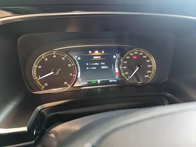 GAC Trumpchi M8 — Фото автомобиля 11