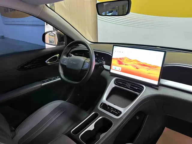 Geely Starry Wish — Фото автомобиля 9