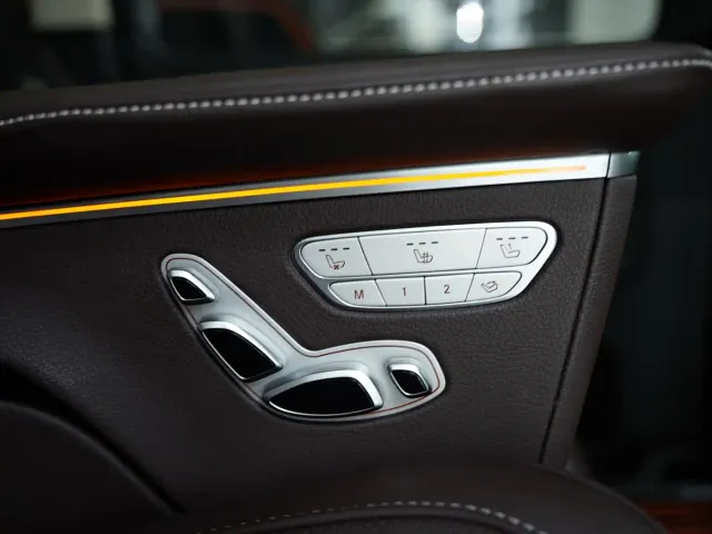 Mercedes-Benz V-Class — Фото автомобиля 14