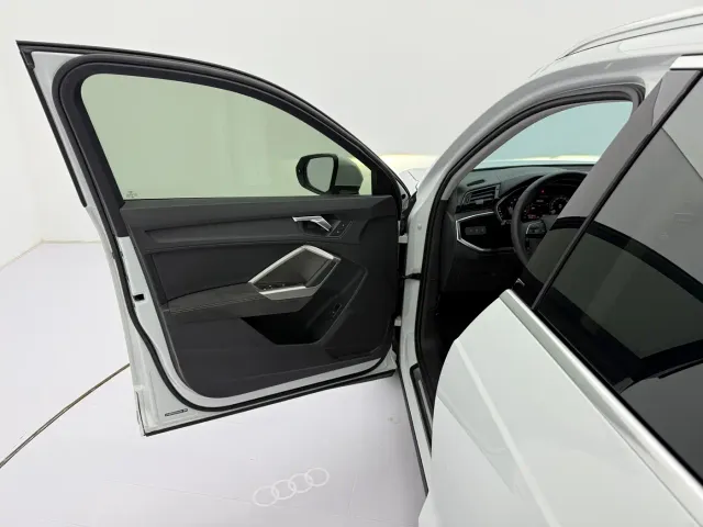 Audi Q3 — Фото автомобиля 23