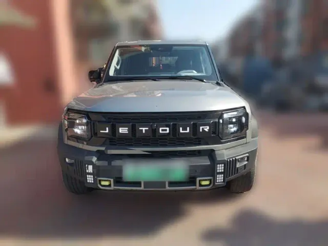 Jetour T2 — Фото автомобиля 2