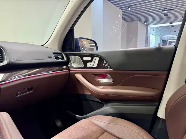 Mercedes-Benz GLE-Class — Фото автомобиля 21