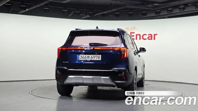 Kia Seltos Новый Seltos Бензин 1.6 турбо 2WD — Фото автомобиля 2