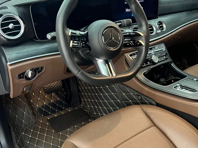 Mercedes-Benz E-Class — Фото автомобиля 10